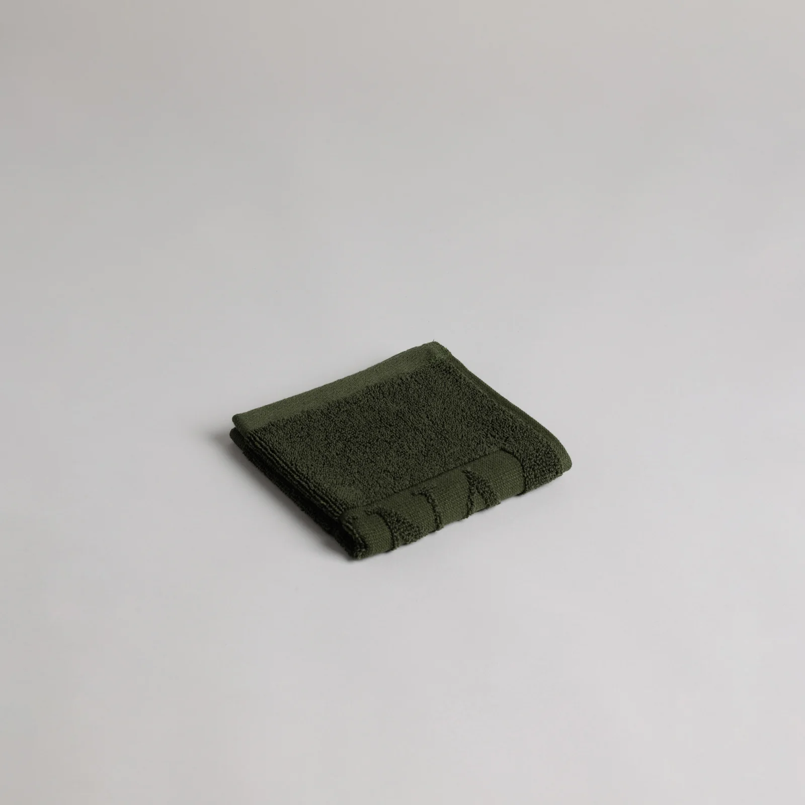 Agnes Face Cloth - Moss - Image 6