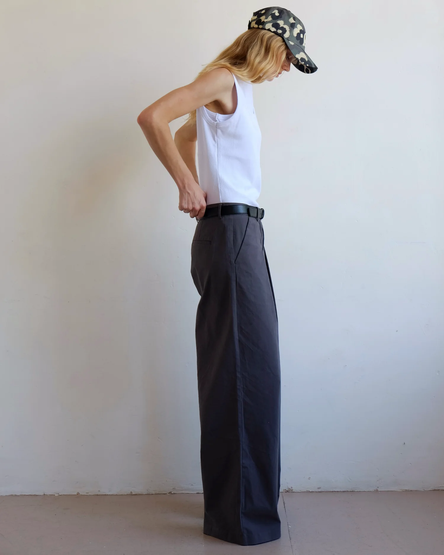 City Twill Trouser - Dark Grey - Image 7