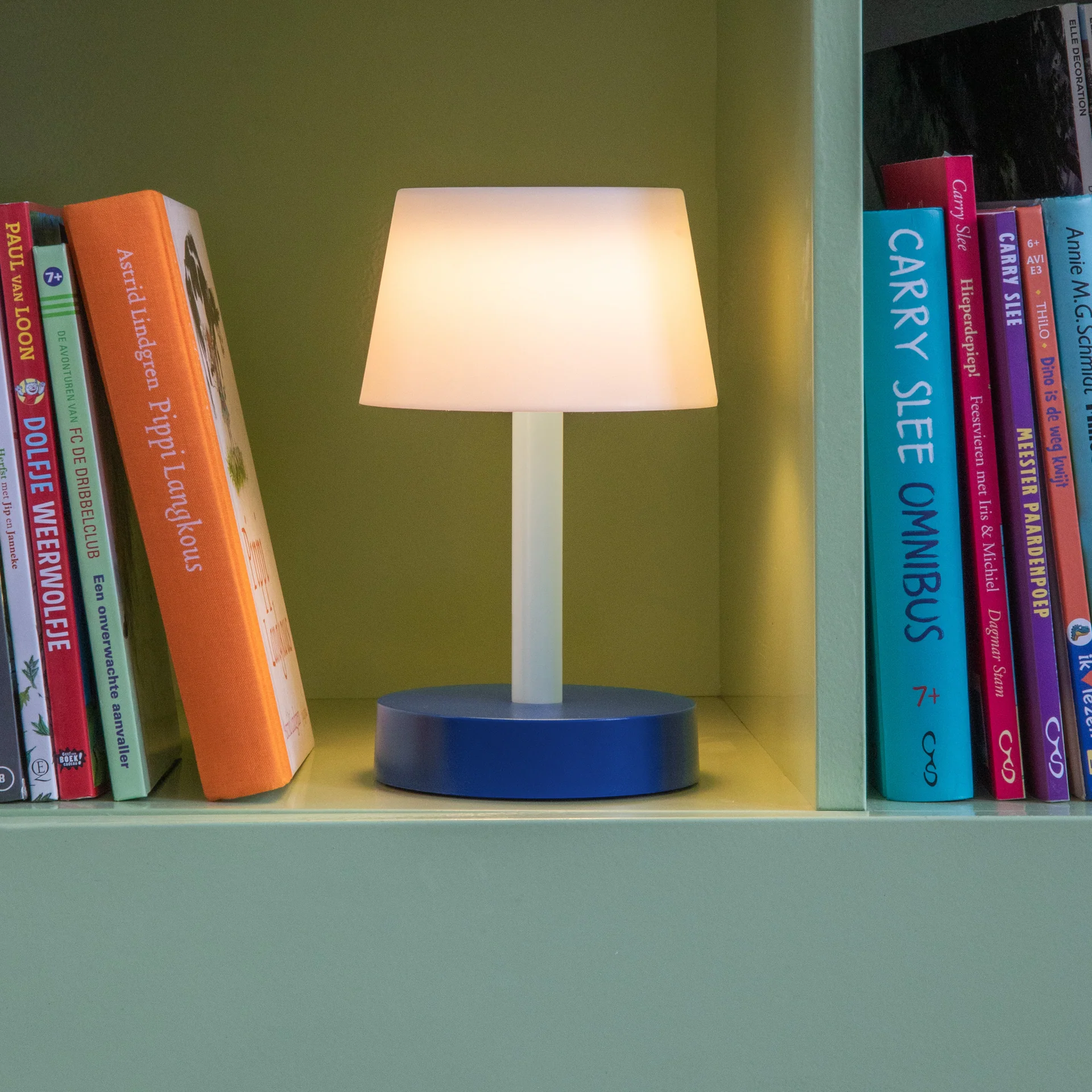Fritz Lamp - Sky - Image 3