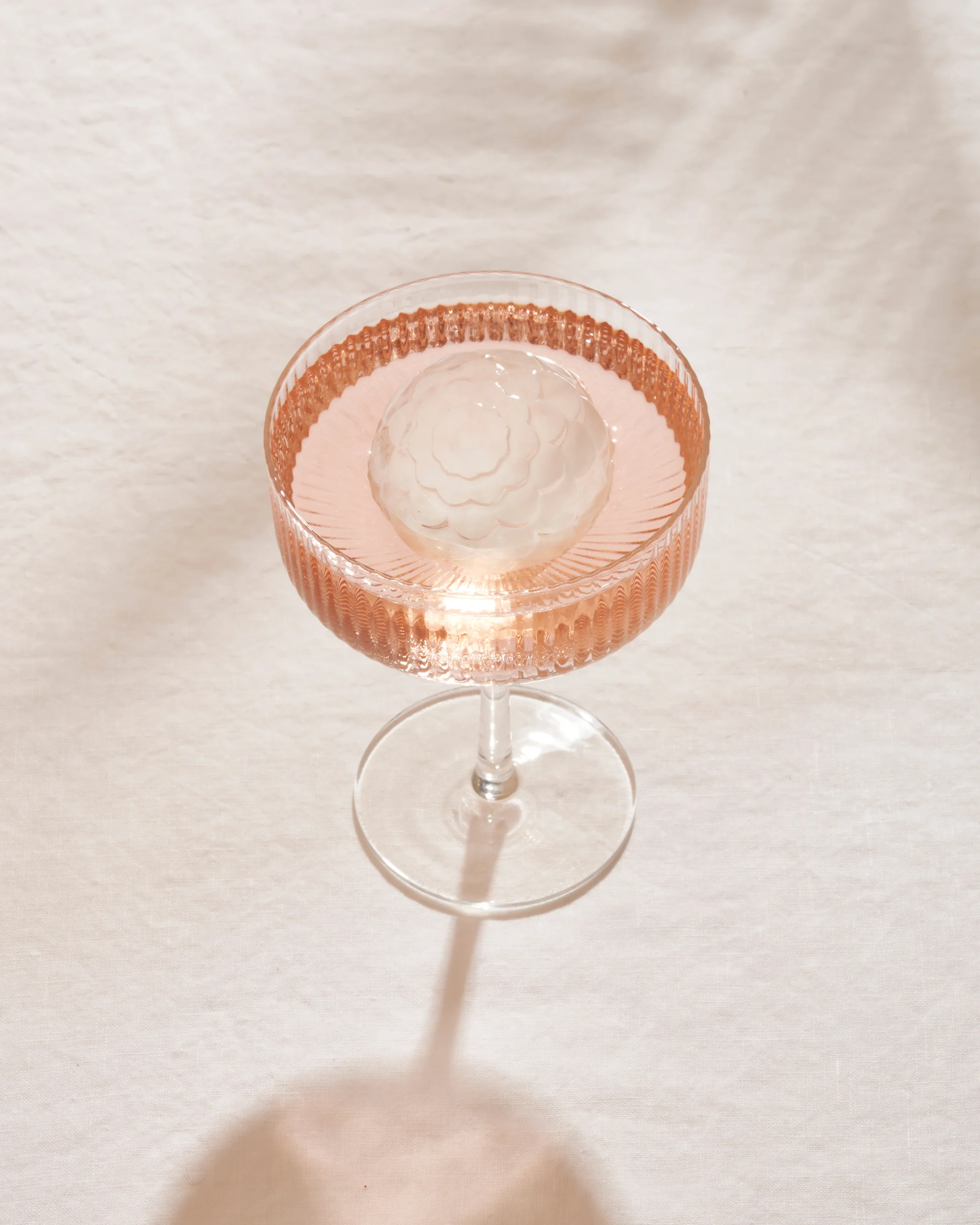 XL Silicone Ice Cube Tray - Petal - Image 3
